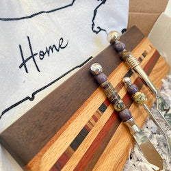 holiday entertaining; cutting board; serving set