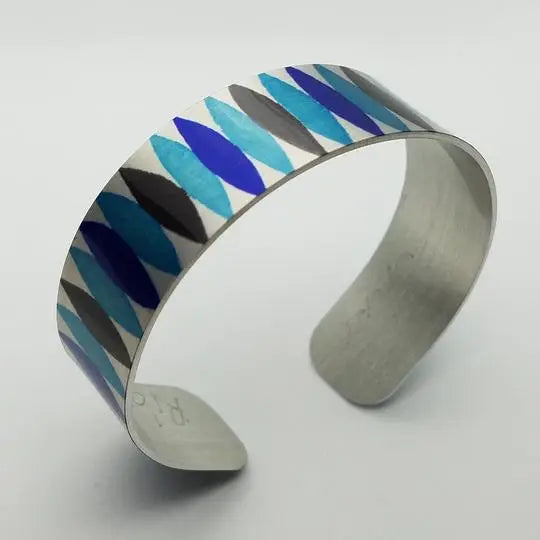 Thin Cuffs