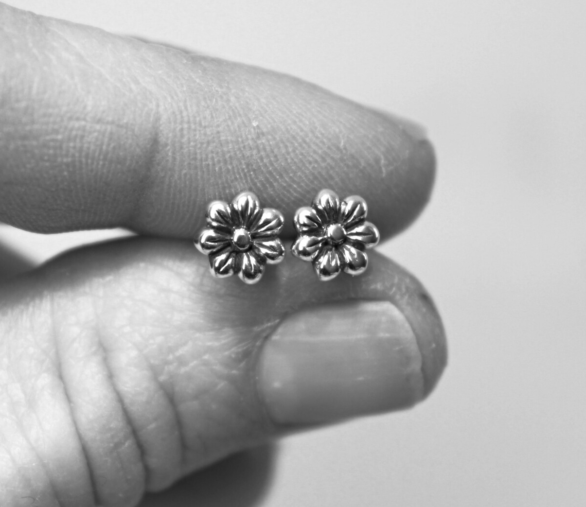Tribomo Jewelry