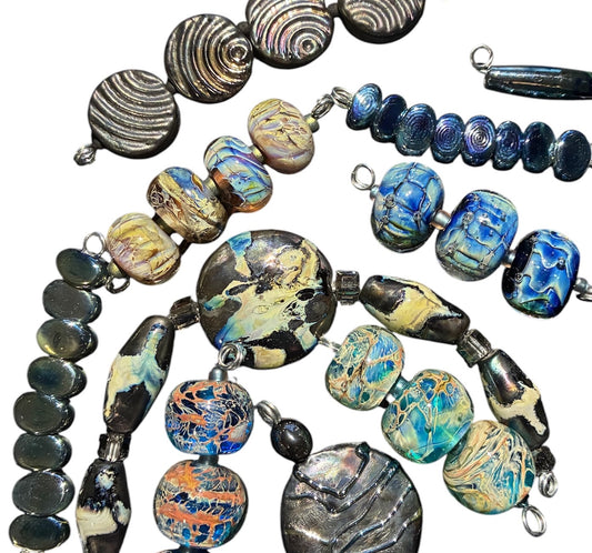 Decorating Glass Beads with Reactive Glass